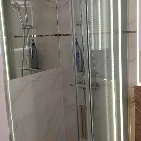 Mieszkanie Jednopokojowe, Ul Dworcowa, Centrum, Parking Gratis!!! * Wroclaw